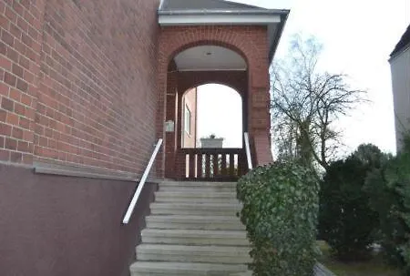 Wg-Zimmer In Villendachgeschoss Nahe Am Bahnhof Heide  Extérieur photo