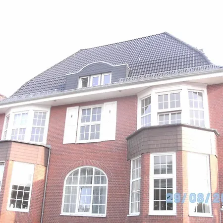Wg-Zimmer In Villendachgeschoss Nahe Am Bahnhof Heide  Extérieur photo