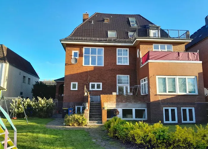 Wg-Zimmer In Villendachgeschoss Nahe Am Bahnhof